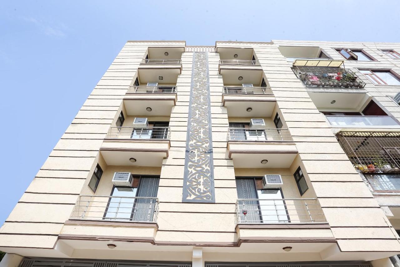 Hotel O Royal Galaxy Új-Delhi Kültér fotó